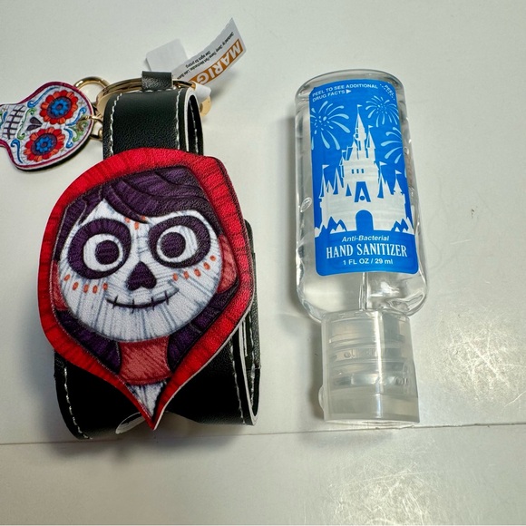 NWT. Disney Pixar Coco hand Sanitizer Holder Keychain bag charm - Picture 12 of 13